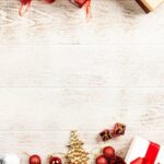 Traditioner med et twist: Brug julesok med navn som unikke træpynt